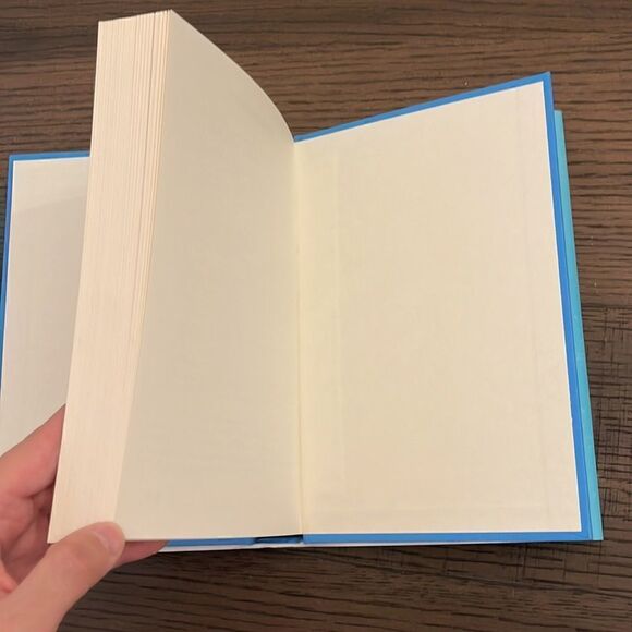 WONDER by RJ Palacio Hardcover Book - Picture 6 of 6